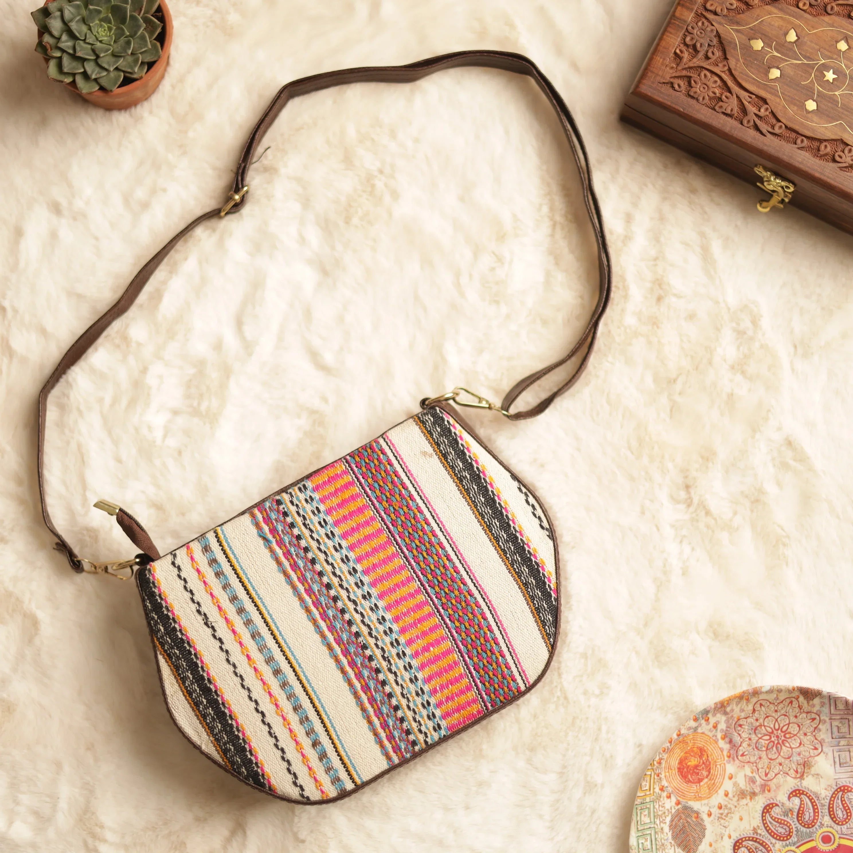 Jacquard Astrid Textured Boxy Sling Bag
