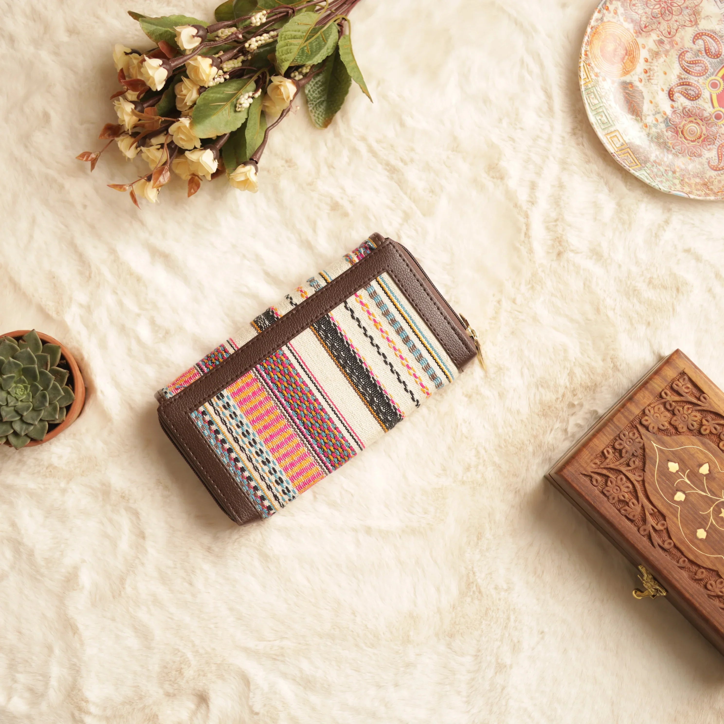 Jacquard Astrid Textured Clutch