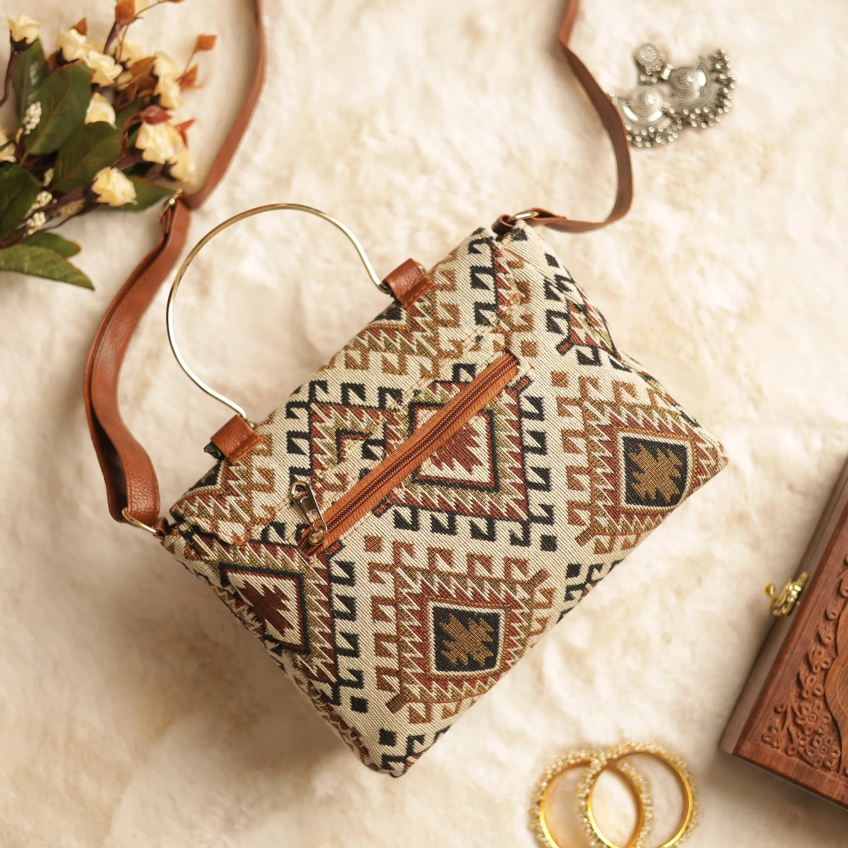 Jacquard Aztec Brown Hand Bag