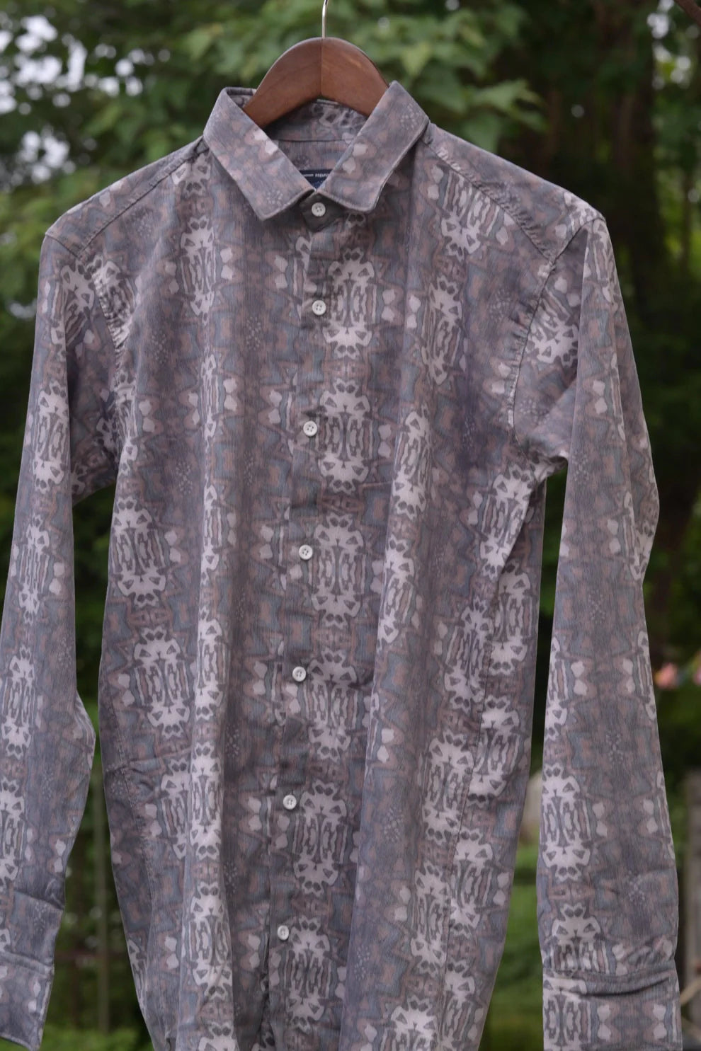 GRAY ABSTRACT PRINTED SHIRT